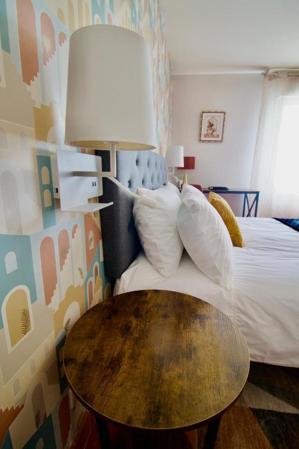O Trois Oliviers Bed & Breakfast Louin Exterior photo
